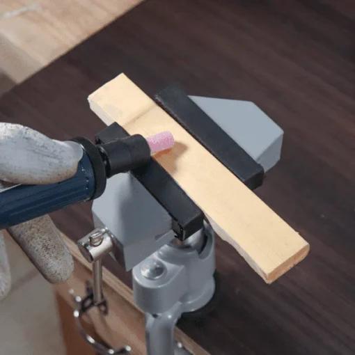 вртливо менгеме со стегач за прицврстување - vrtlivo mengeme so stegach za pricvrstuvanje - vrtlivo mengeme so stegac za pricvrstuvanje - vrtlivo mengeme so stegac za pricvrstuvane - Слика 7