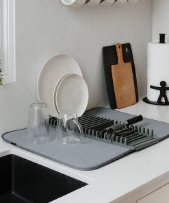 Впивлива подлога за цедење садови